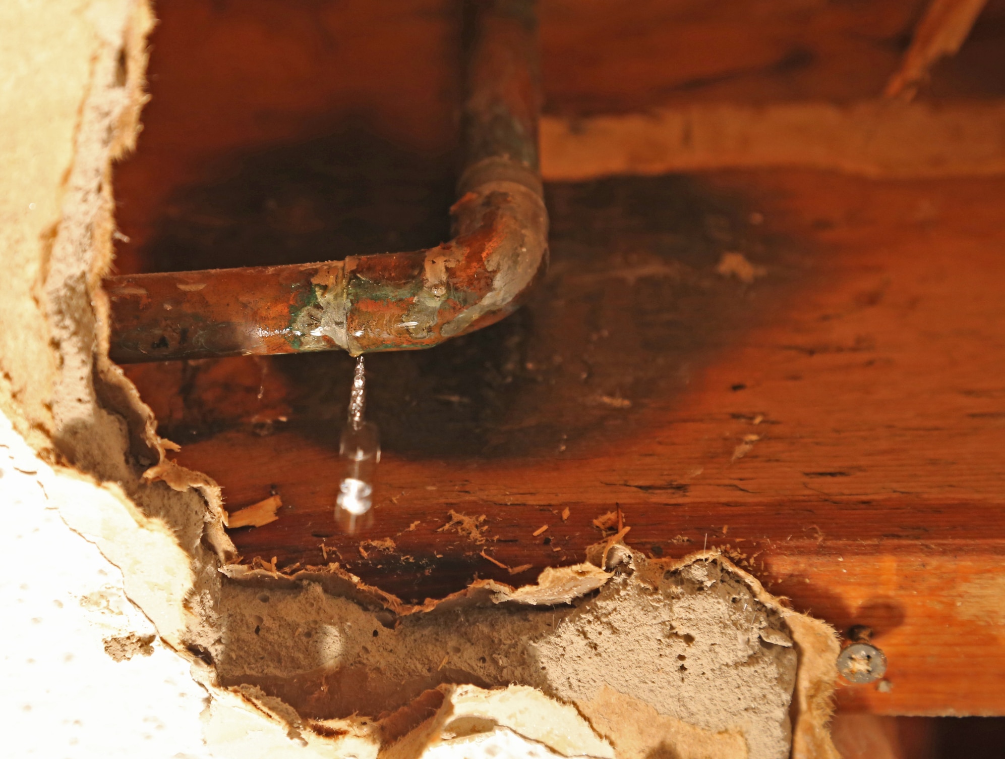 Pipe leaks on ceiling.